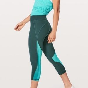 Lululemon Mix and Mesh Crop Teal Green